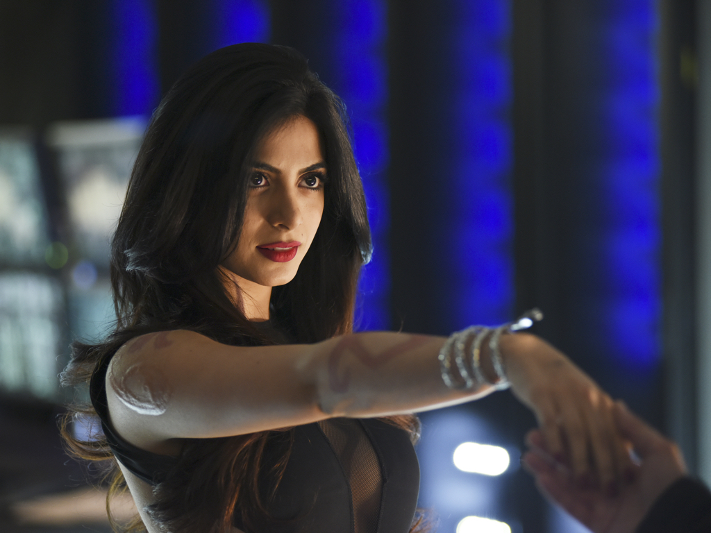 Emeraude Toubia: 'Shadowhunters' Izzy is sexy, smart | TV Show Patrol